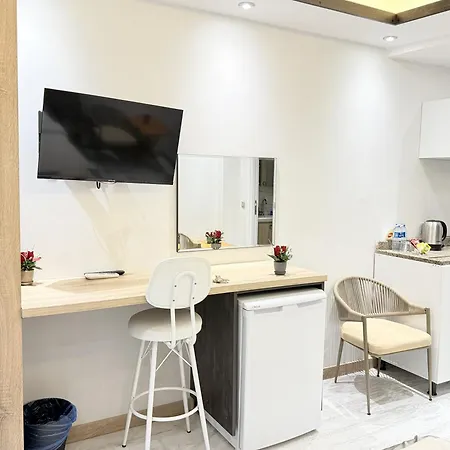 Blue Mansion & Flats